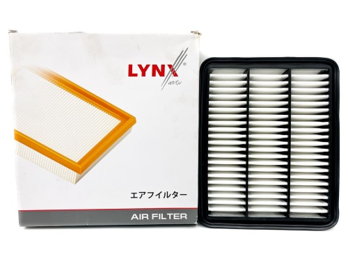 LYNXauto Фильтр воздушный LA523 (C26028)